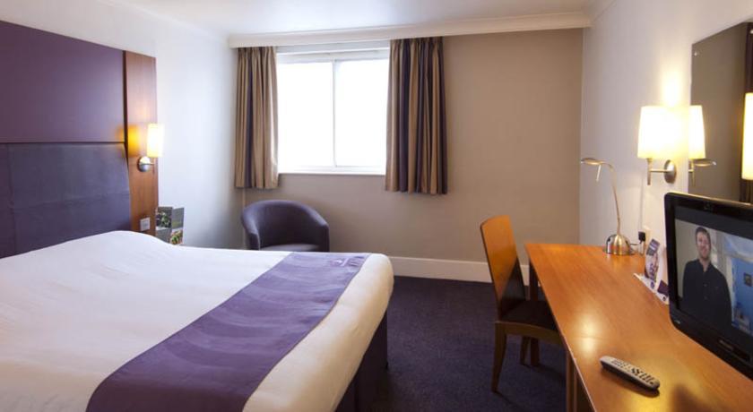 Premier Inn Norwich City Centre - Duke Street Room photo
